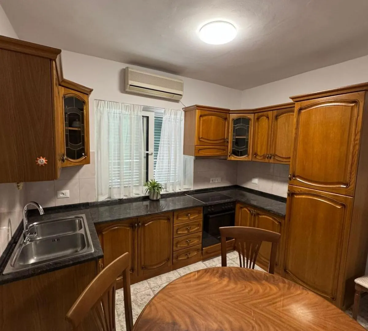 Emiri Center Apartment Tiran
